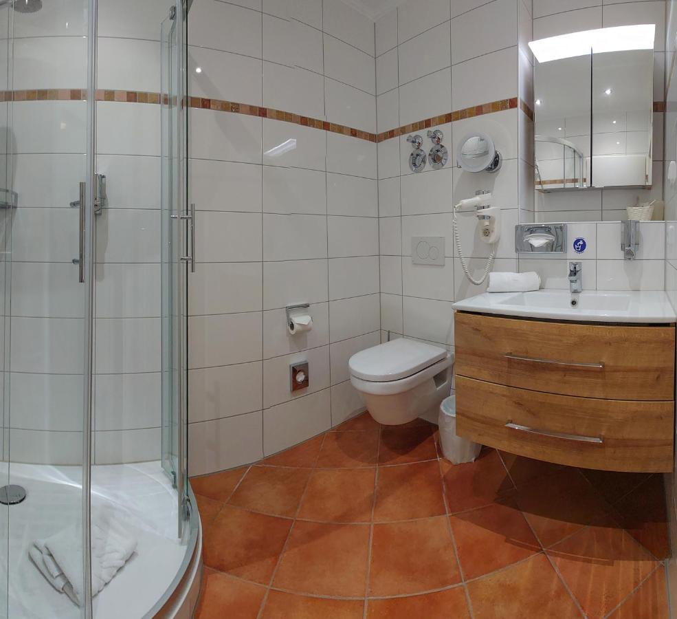 Gaestehaus Kral Erlangen Kültér fotó